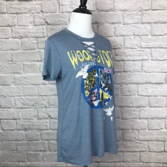 Woodstock Vintage Graphic Tee Small V Neck Lace Up - Picture 4 of 8